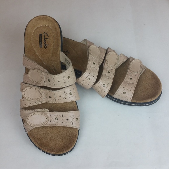 clarks 3 strap sandal